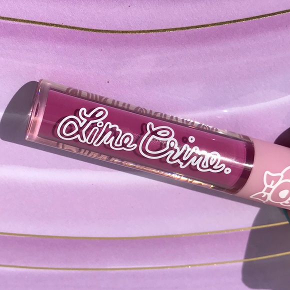 NIB Lime Crime Lip Veil in Violet - Picture 4 of 5